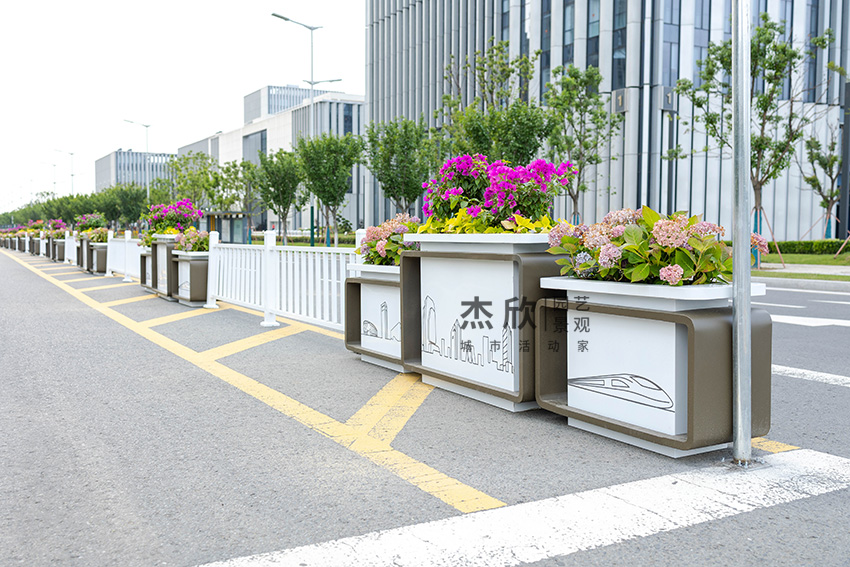 道路花箱生产厂家如何选