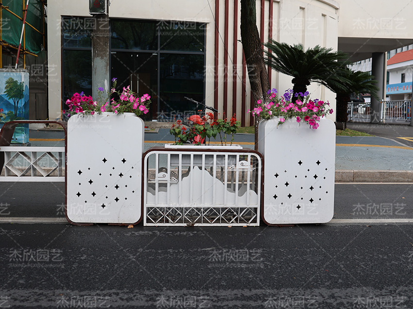 不锈钢花箱道路隔离花箱浙江案例